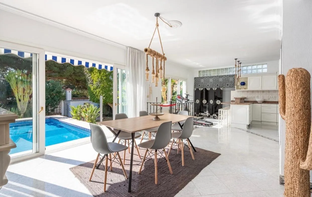 Habitación en casa particular Villa Bora Bora Marbella España
