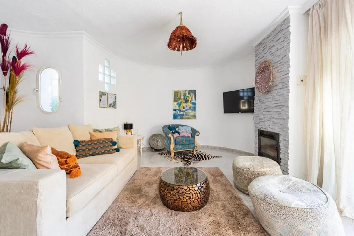 Homestay Villa Bora Bora Marbella